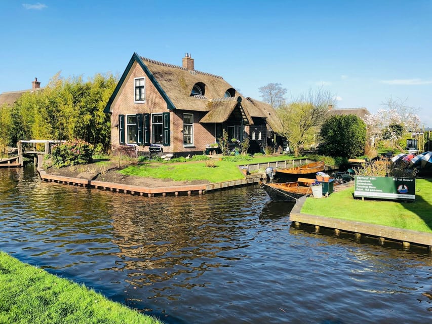 Amsterdam: Explore Giethoorn in a Private Tour with Driver - Giethoorn Is Car-Free, So Your Day Feels Slower (In a Good Way)