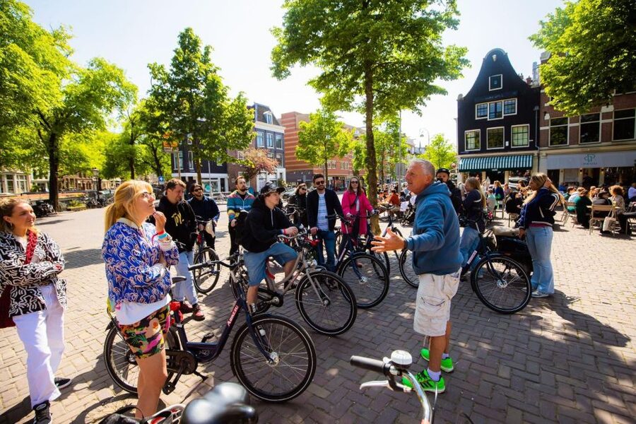 Amsterdam: Explore the City Highlights by Bike - Museumplein and the Rijksmuseum Area, Without Museum Tickets
