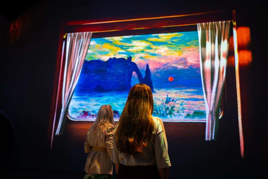 Amsterdam: Fabrique des Lumières Entry Ticket - Your timed-entry plan for a 1-day visit