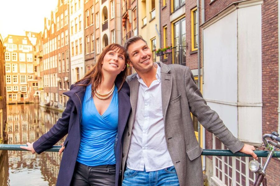 Amsterdam Family Friendly Historical Walking Tour - Why an Amsterdam Old Town legends walk works for families