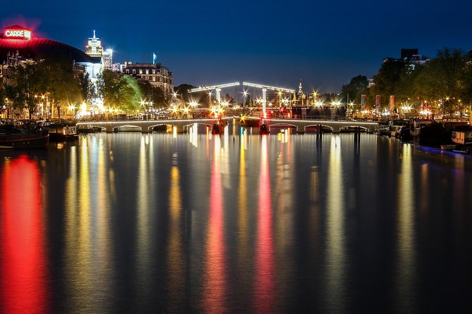 Amsterdam Festival of Lights Cruise by Captain Dave - Drinks and Snacks: Warm Your Hands, Then Your Mood