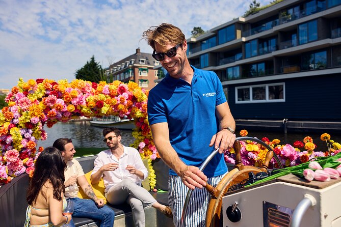 Amsterdam Flower Boat Canal Cruise with Local Guide - Why This Flower Boat Cruise Works So Well (Even If You Are Short on Time)