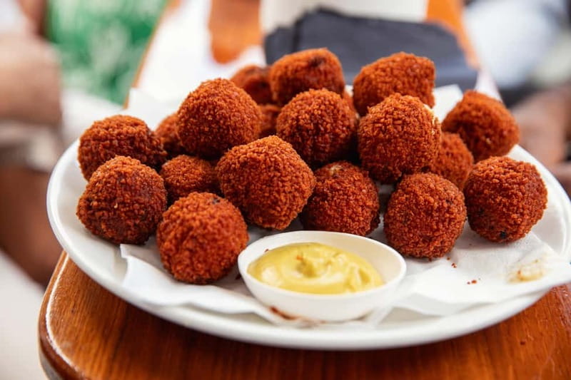 Amsterdam: Food and Canal Tour - Dutch comfort foods you will recognize, plus a few you might not