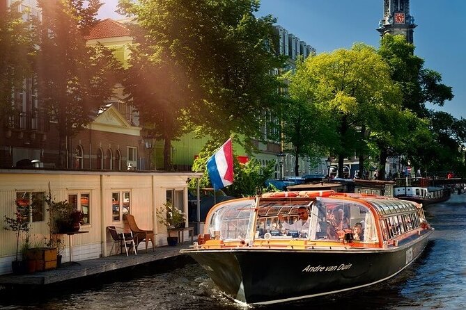 Amsterdam full day tour: Walking, Biking and Cruising - Nieuwezijds Voorburgwal bike start: the ride that links neighborhoods