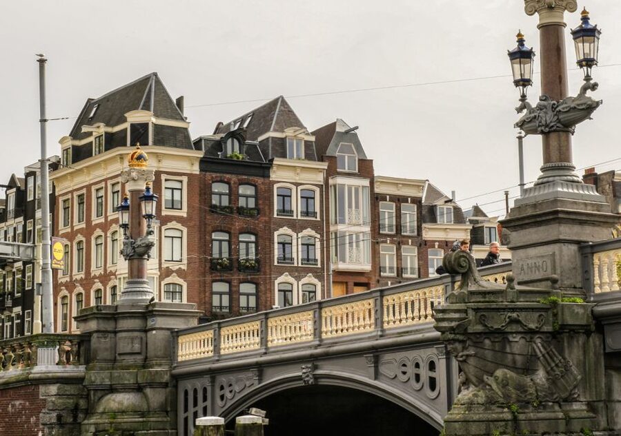 Amsterdam: German Canal Cruise with Unlimited Drinks Option - Who This Cruise Suits Best