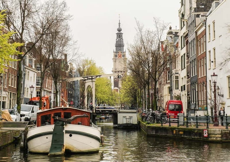 Amsterdam: German Canal Cruise with Unlimited Drinks Option - Unlimited Drinks Option, When It’s Worth It