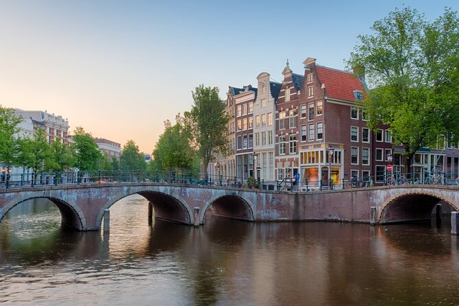Amsterdam Ghost Hunt: Self-Guided Mystery Adventure - What is not included: attractions are optional