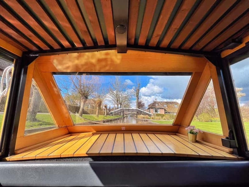 Amsterdam: Giethoorn, Afsluitdijk and Zaanse Schans Day Trip - Should You Book This Amsterdam Countryside Tour?