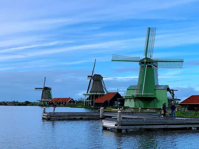 Amsterdam: Giethoorn, Afsluitdijk and Zaanse Schans Day Trip - Zaanse Schans in Zaandam: Windmills, Cheese, Clogs, and a Diamond Show