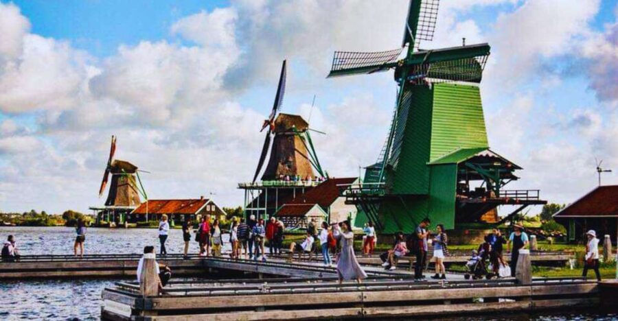 Amsterdam: Giethoorn and Zaanse Schans Windmills Day Tour - The Food Stops That Make This Day Trip Feel Like More Than Sightseeing