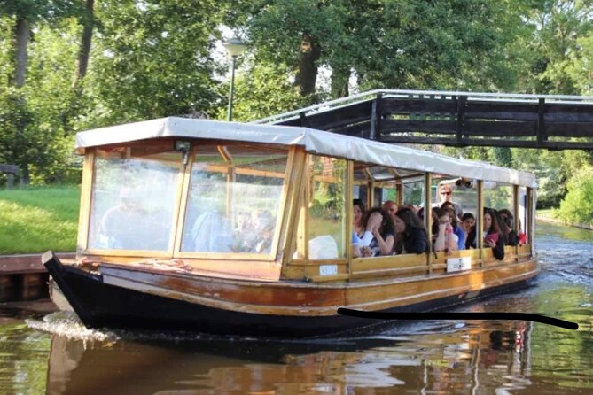 Amsterdam: Giethoorn Tour Scenic Cruise, Cheese & Free Time - From Amsterdam meeting point to country calm