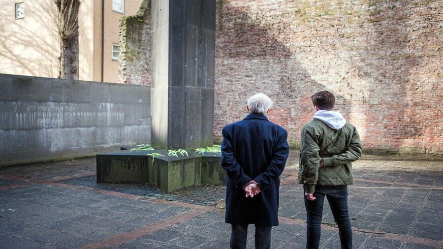 Amsterdam: Guided Anne Frank Small-Group Walking Tour - Key highlights you will feel on this walk