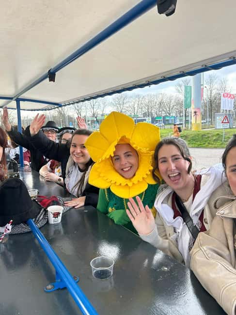Amsterdam: Guided Beer or Prosecco Bike Tour - Your Drinks Plan: 20L Beer, Prosecco Bottles, or a Beer and Bubbles Mix