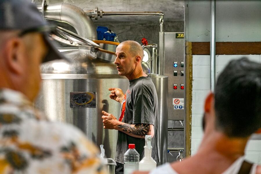 Amsterdam: Guided Craft Beer Brewery Bus Tour with Tastings - Stop 2: the Amsterdam craft brewery with the exclusive facility tour
