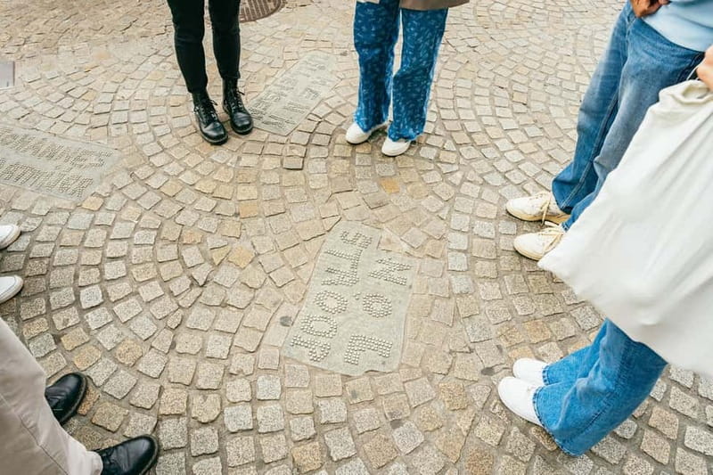 Amsterdam: Guided Cultural Walking Tour - Beurs van Berlage and Magna Plaza, from trade to modern shopping