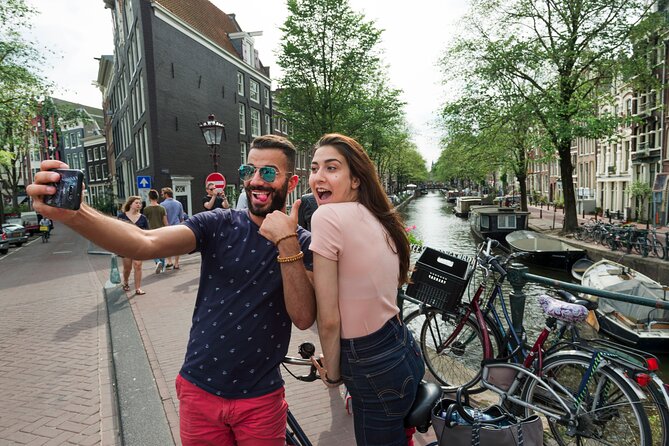 Amsterdam Highlights Bike Tour - Guided in EN/ES/DE/NL - Why this bike tour works for first timers (and confident riders)