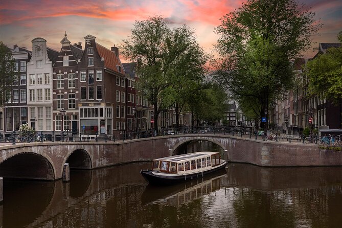 Amsterdam Historic Tour On Classic Saloon Boat - Seeing Multiple Bridges at Once, and Why That’s Rare