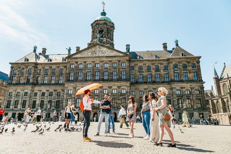 Amsterdam: Historical Highlights Walking Tour with Tasting - Flower Market, LGBT Street, and the Amstel River Walk-Off