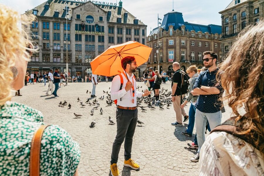 Amsterdam: Historical Highlights Walking Tour with Tasting - Should you book this Amsterdam Historical Highlights walking tour?