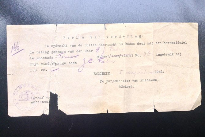 Amsterdam in World War II Tour - The ending: National Holocaust Names Monument