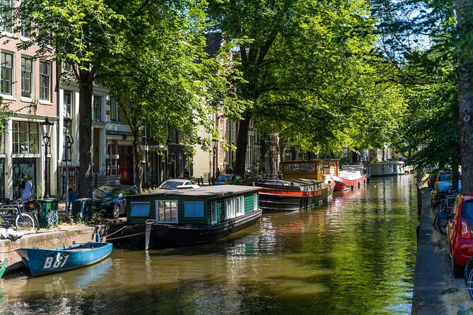 Amsterdam Jewish Quarter Private Tour - Spinoza Monument: connecting ideas to a person, not just a site