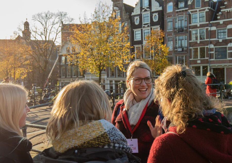 Amsterdam: Jordaan District Tour with a German guide - Jordaan District Tour at a Glance: What You Get for $27