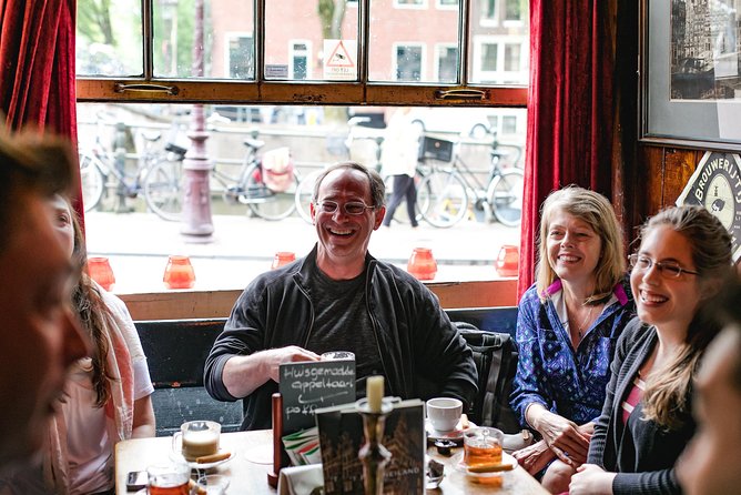 Amsterdam Jordaan Food & Drinks Tour with Eating Europe - Mama’s Koelkast: Surinamese rotirol and the global threads