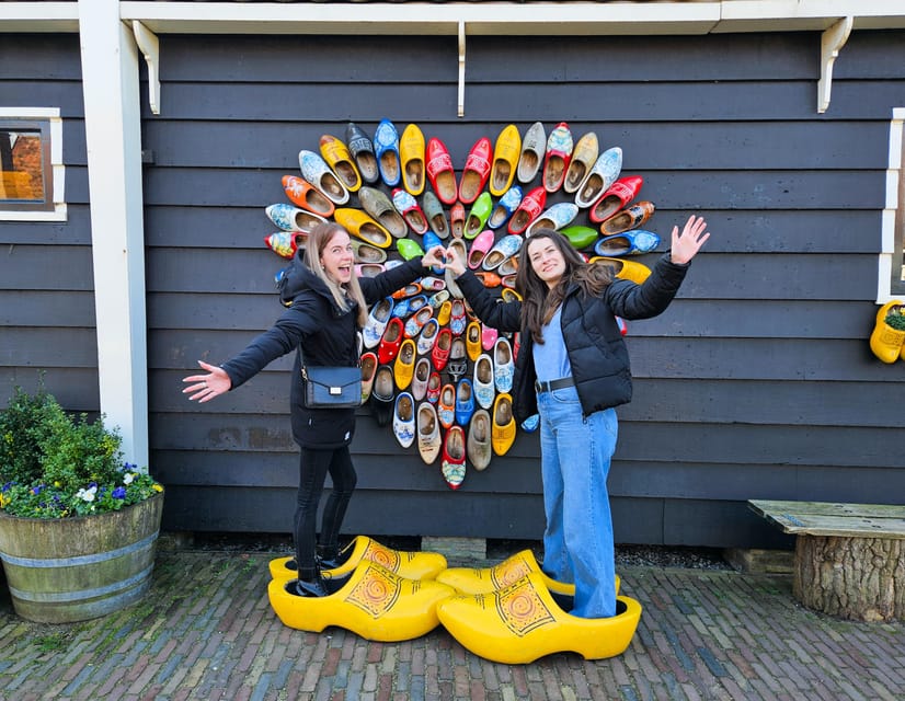 Amsterdam: Keukenhof and Zaanse Schans Live Guided Day Tour - Tulip timing is weather-dependent, so plan for Plan B