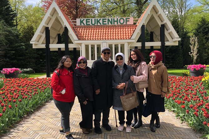 Amsterdam: Keukenhof Tulip Gardens and Giethoorn with Boat Tour - Price and value: what $179.82 buys you (and when it might not)