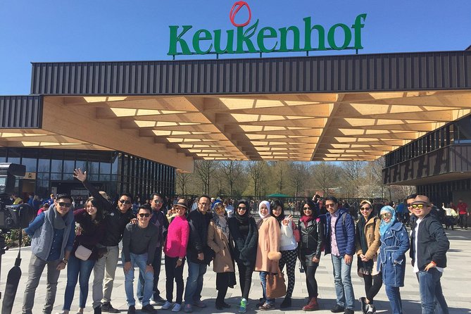 Amsterdam: Keukenhof Tulip Gardens and Giethoorn with Boat Tour - Who should book this Amsterdam Keukenhof and Giethoorn day trip
