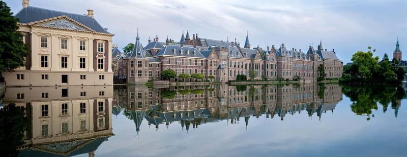 Amsterdam: Kinderdijk, Euromast, Delft and Den Haag Day Tour - Who should book this tour, and who should skip it