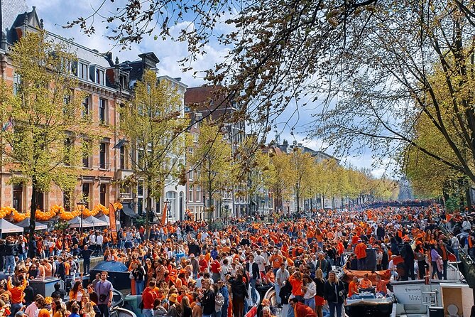 Amsterdam King’s Day Boat Party with Unlimited Drinks 2026 - Group size and what up to 50 travelers changes