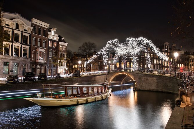 Amsterdam Light Festival: Canal Cruise + Snack & Unlimited Drinks - Should You Book This Amsterdam Light Festival Cruise? My Decision Guide