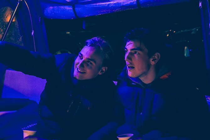 Amsterdam: Light Festival Cruise with Unlimited Drinks Option - Warm drinks, cold weather, and comfort on a small boat