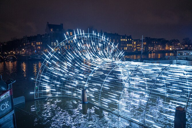 Amsterdam: Light Festival Cruise with Unlimited Drinks Option - Group size and noise: when you might struggle to hear