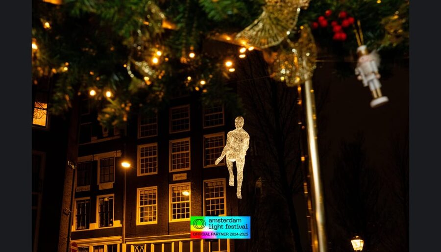 Amsterdam: Light Festival Heated Cruise w/ Drinks & Snacks - Hortus Botanicus: Calm Canals, Softer Light
