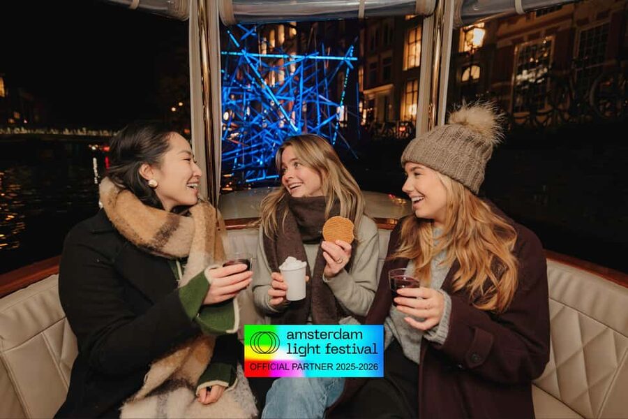 Amsterdam: Light Festival Heated Cruise with Drinks Option - Step aboard at Sea Palace, then settle in for 75 minutes