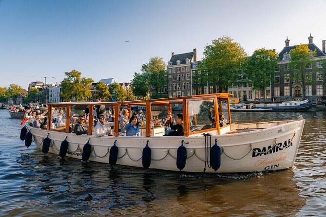 Amsterdam: Luxury Boat Cruise Unlimited Cocktails, Beers & Wines - Small-group VIP attention, without the luxury fog
