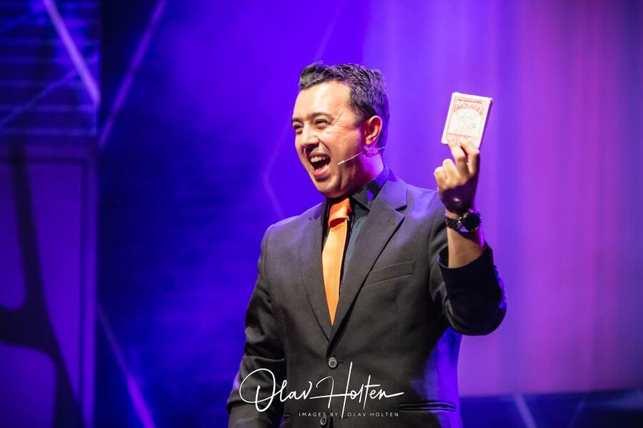 Amsterdam: Magic Show - Key things to look for