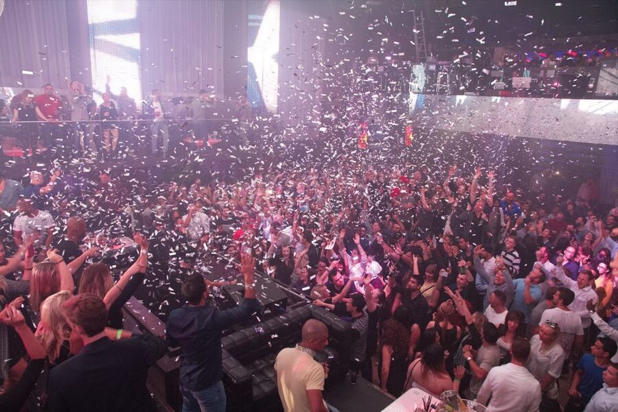 Amsterdam: Nightlife Scene 1, 2, or 3-7 Day Ticket - A practical first-night plan that fits how the ticket works