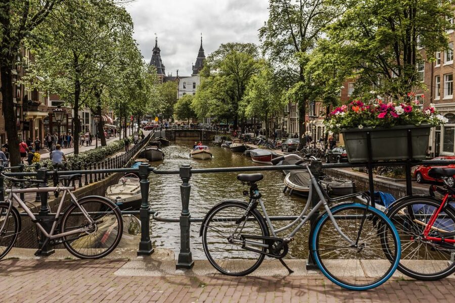 Amsterdam: Off-the-Beaten-Track Neighborhoods Private Tour - How the route works with 3, 4, 6, or 8 hours