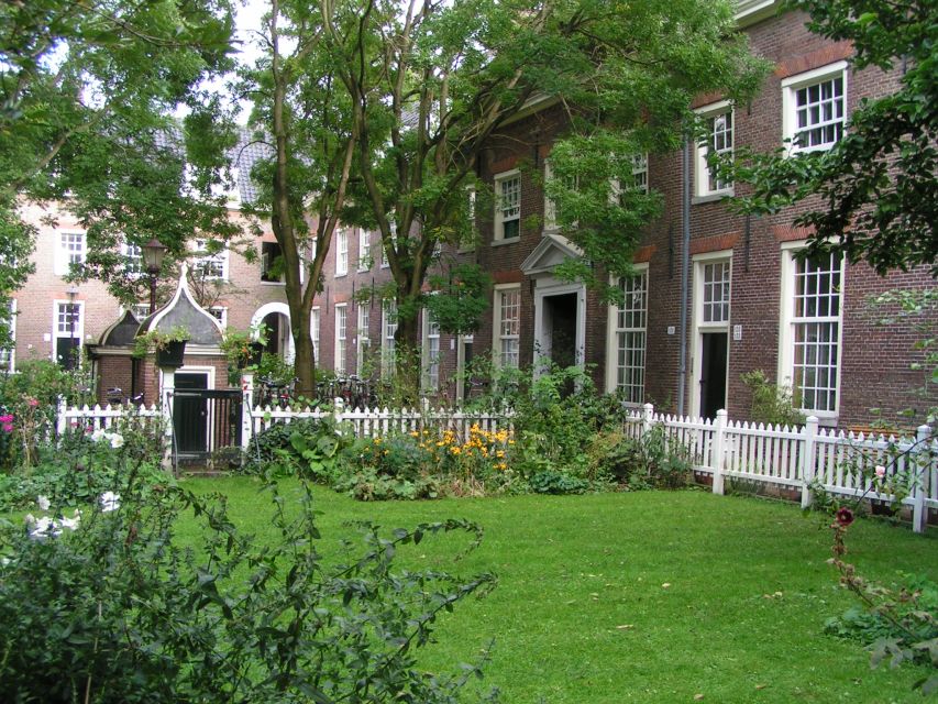 Amsterdam Old City Private Walking Tour - Price and value: what $265 per group buys you