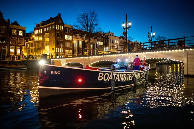 Amsterdam Open Boat Cruise in Old City Center with Live Guide - The one problem to watch for, and how to avoid it