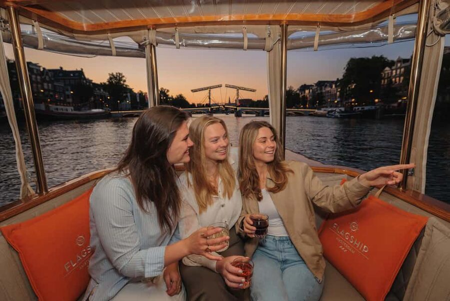 Amsterdam: Open Boat Cruise option Unlimited Drinks & Bite - 100% electric and built for real canal views