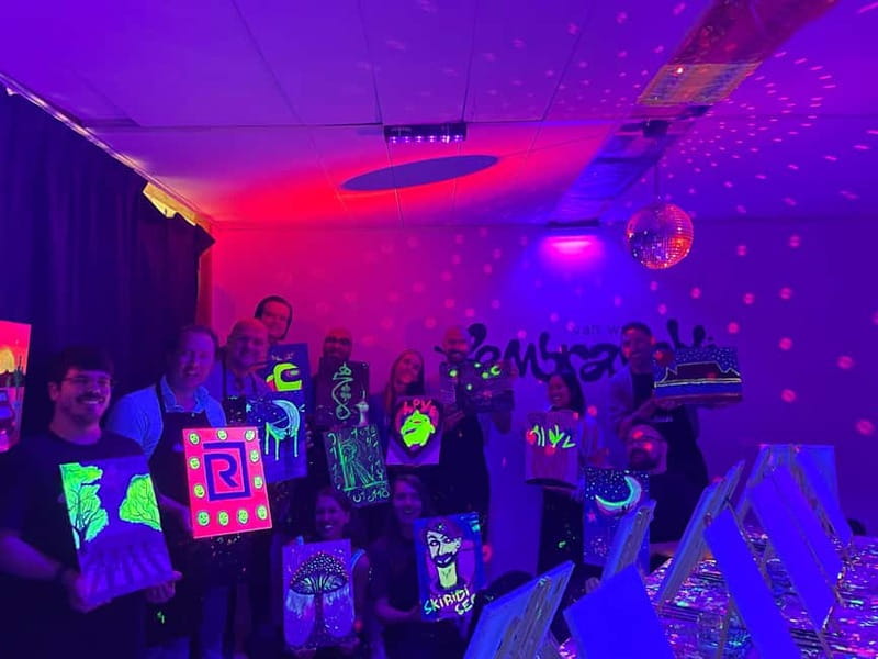 Amsterdam: Paint and Sip in the Dark at Rembrandt van Wine - Price and value: is $55 fair for this kind of night