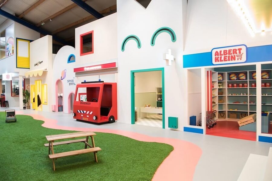 Amsterdam: Playhood Entry Ticket - Food and Drinks: What Is Included, What Costs Extra
