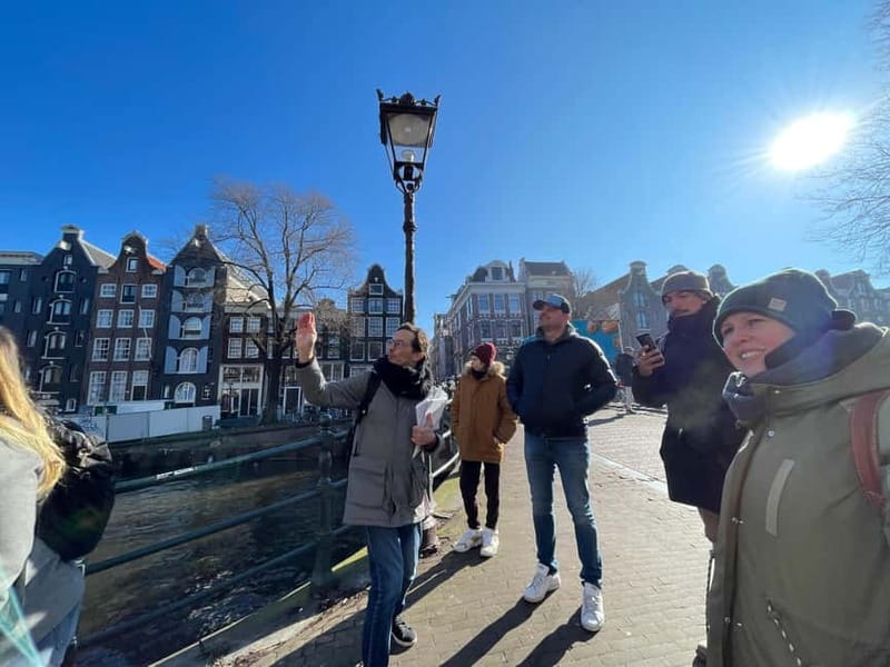 Amsterdam: Private Anne Frank and Jewish History Tour - Walking the Jewish quarter and its WWII scars