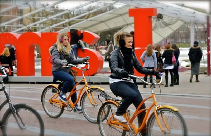 Amsterdam: Private Bike Tour - Why Amsterdam Bike Lanes Change the Whole Experience