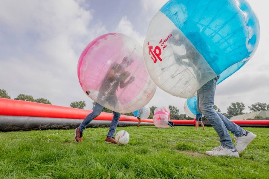 Amsterdam: Private Bubble Football Game - Bubble Football in Amsterdam West, Wrapped Up for Goals