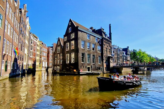 Amsterdam Private Canal Cruise – 90 Minutes through the Old City - Price and value for private groups up to 12